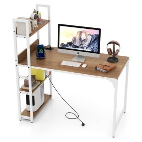 Escritorio de estudio con regleta de energía, enchufes CA, USB A, USB C y estructura metálica natural